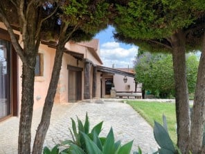 Roses Villa with Private Pool on a Private Rural Estate